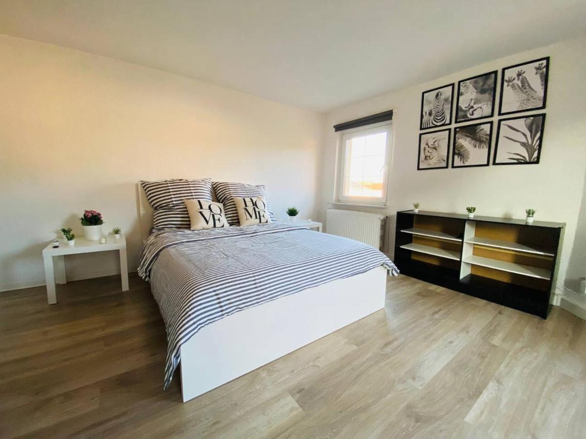 Xxl Ruhiges Sofa Freital Am Fluss Dresden Apartamento Exterior foto